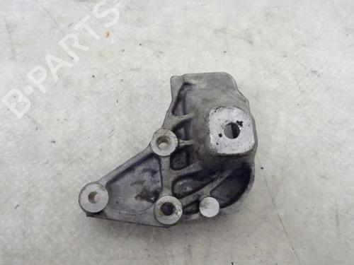 Used Engine mount CITROËN C5 III (RD_) 2.0 16V (RDRFJC, RDRFJF) (140 hp) 15368950