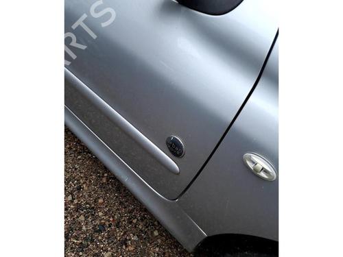 Hand brake PEUGEOT 206+ (2L_, 2M_) 1.4 HDi eco 70 | BP20616136I18