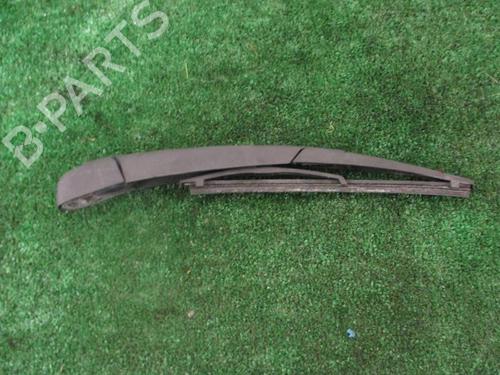 Used Rear windshield wiper arm RENAULT MEGANE II (BM0/1_, CM0/1_) 1.5 dCi (BM0F, BM0T, BM2B, CM0F, CM0T) (82 hp) 31200829