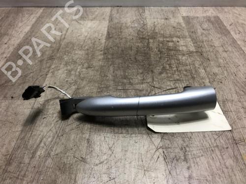 Høyre foran utvendig håndtak RENAULT LAGUNA III (BT0/1) 2.0 dCi (BT01, BT08, BT09, BT0E, BT0K, BT12, BT1C, BT1D,... (150 hp) 20623735