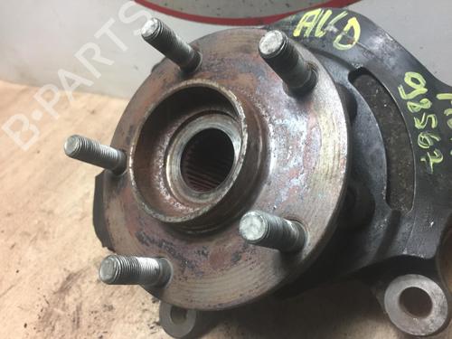 Used Right front steering knuckle SUZUKI SWIFT III (MZ, EZ) 1.3 DDiS (RS413D) (69 hp) 13275052