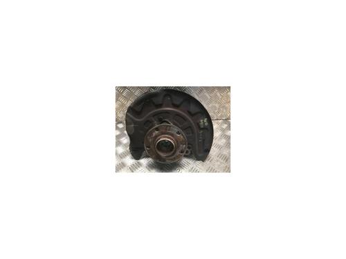 Used Right front steering knuckle VW GOLF VII (5G1, BQ1, BE1, BE2) 1.4 TSI (122 hp) 25915968