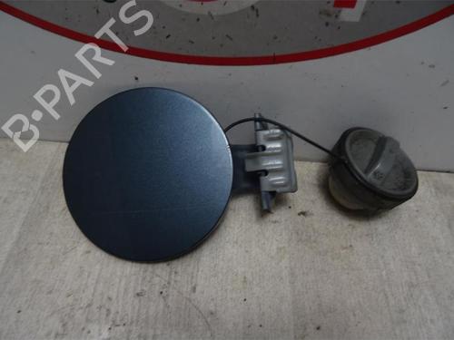 Used Fuel flap TOYOTA YARIS (_P1_) 1.4 D-4D (NLP10_, NLP10R) (75 hp) 13278768