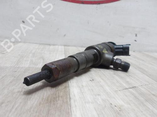 Injecteur PEUGEOT 207 (WA_, WC_) 1.4 HDi (68 hp) 31195471