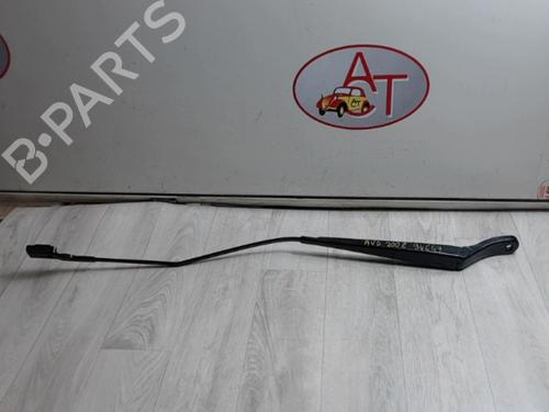 Used Front windshield wiper arm PEUGEOT 2008 I (CU_) 1.5 BlueHDI 120 (120 hp) 13275780