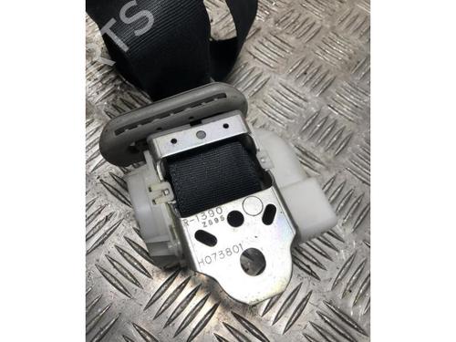 Rear right seatbelt TOYOTA YARIS (_P9_) 1.4 D-4D (NLP90_, NLP90R) | BP26661921I28 
