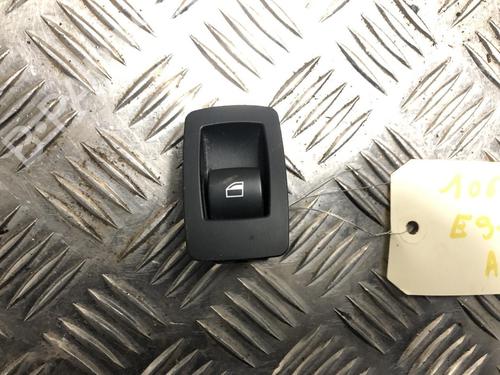 Højre fortil elrude kontakt BMW 3 Touring (E91) 320 d (150 hp) 31186450