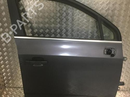Used Right front door CHEVROLET ORLANDO (J309) 2.0 D (131 hp) 23186795