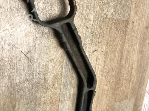 Used Right rear suspension arm Right rear suspension arm 39050750 39050750
