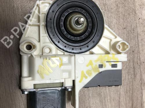 Used Right rear window motor PEUGEOT 407 (6D_) 2.0 HDi 135 (6DRHRH, 6DRHRE, 6DRHRG, 6DRHRJ) (136 hp) 23395243