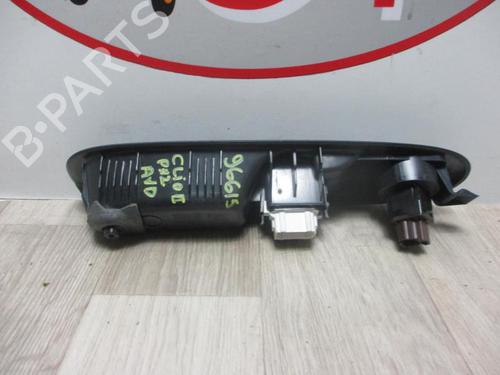 Used Right front window switch Right front window switch RENAULT CLIO II (BB_, CB_) 1.5 dCi (B/CB07) (65 hp) 13225463 13225463