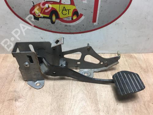 Used Break pedal RENAULT KANGOO Express (FW0/1_) 1.5 dCi 75 (FW07, FW10, FW04) (75 hp) 13264691