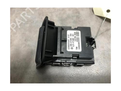 Switch MERCEDES-BENZ B-CLASS Sports Tourer (W246, W242) B 180 CDI (246.200) | BP20616695I30