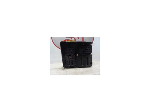 Used Fuse box VW GOLF V (1K1) 2.0 TDI 16V (140 hp) 28334120