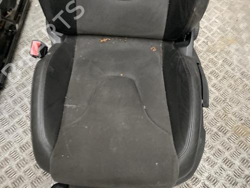 Seats set AUDI TT (8J3) 2.0 TDI quattro | BP40281190C78 - Image 7