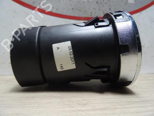 Air vent PEUGEOT 308 I (4A_, 4C_) 1.6 HDi | BP13283418I21