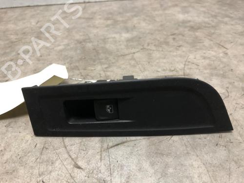 BP23036249I28 main image