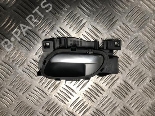 Used Front left interior door handle DS DS 4 / DS 4 CROSSBACK (NX_) 1.6 BlueHDi 120 (120 hp) 31196220