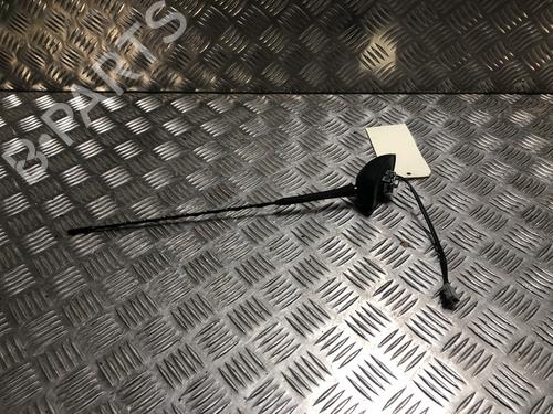 Antenna/Base SUZUKI SWIFT IV (FZ, NZ) 1.3 DDiS (AZG413D, ZC02S, ZC92S) (75 hp) 31201591