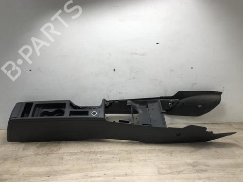 Middenconsole AUDI A3 Sportback (8PA) 2.0 TDI 16V (140 hp) 31185942