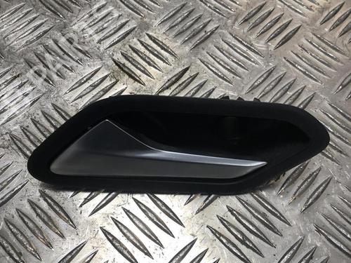 Puxador interior frente esquerdo DACIA DUSTER (HM_) 1.5 dCi 115 (HMAD) (116 hp) 31187872