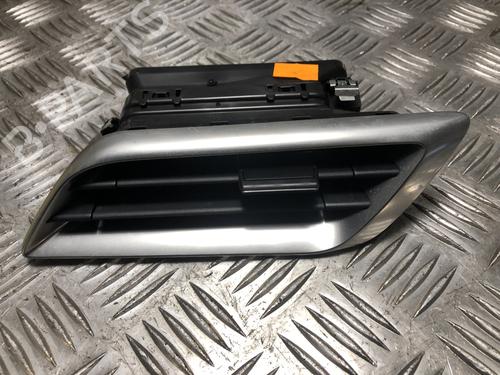 Difusor / Saída de ar Difusor / Saída de ar PEUGEOT 3008 II SUV (MC_, MR_, MJ_, M4_) 1.2 THP/ PureTech 130 (MRHNSM, MRHNSU, MRHNSJ, MRHNYW,... (131 hp) 35978060 35978060