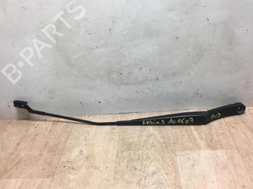 Used Front windshield wiper arm SKODA FABIA III (NJ3) 1.0 TSI (95 hp) 13120769