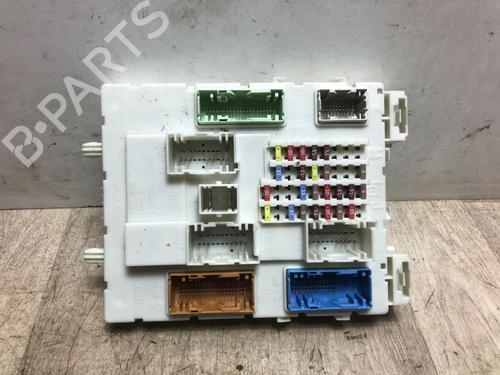 Used Fuse box VOLVO V40 Hatchback (525) T2 GTDi (120 hp) 20623762
