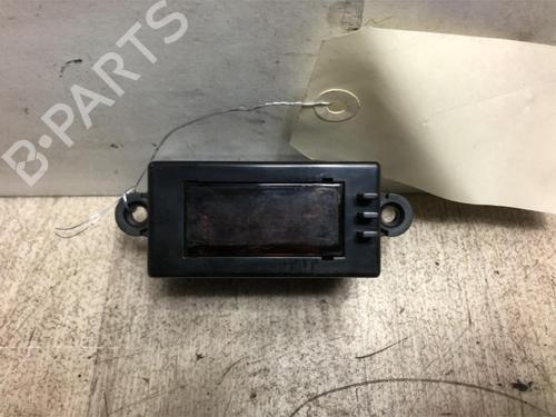 Used Display monitor KIA SORENTO I (JC) 2.5 CRDi 4WD (140 hp) 30785656