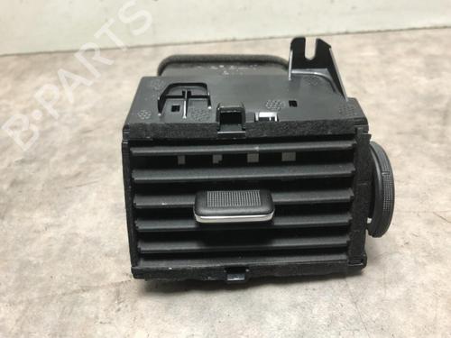 Used Air vent NISSAN PULSAR Hatchback (C13) 1.5 dCi (110 hp) 20621299