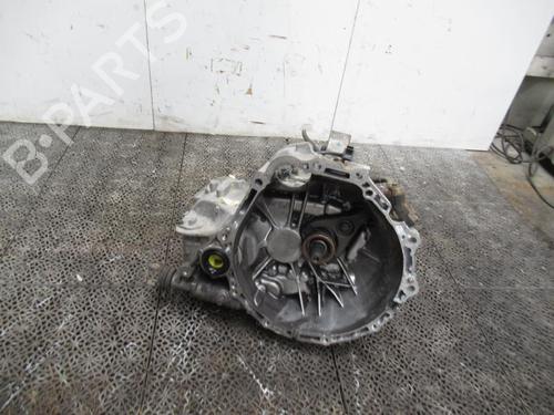 Used Gearbox NISSAN MAXIMA / MAXIMA QX V (A33) 2.0 V6 24V (140 hp) 13276299