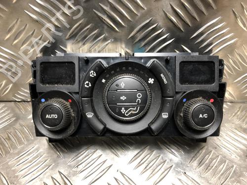 Used Climate control PEUGEOT 3008 I MPV (0U_) 1.6 HDi (114 hp) 31198816