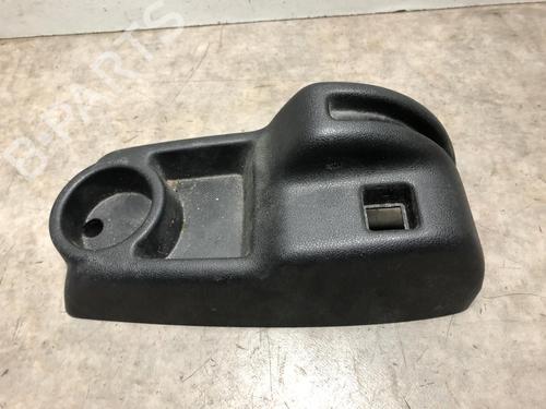 Consola central PEUGEOT 206+ (2L_, 2M_) 1.4 HDi eco 70 (68 hp) 31198653