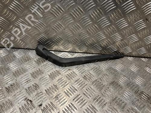 Used Rear windshield wiper arm TOYOTA YARIS (_P9_) 1.4 D-4D (NLP90_, NLP90R) (90 hp) 31201794