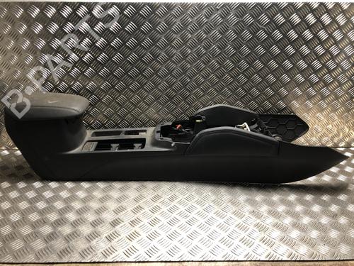 Used Middle console FORD FOCUS IV (HN) 1.5 EcoBlue (120 hp) 32241095