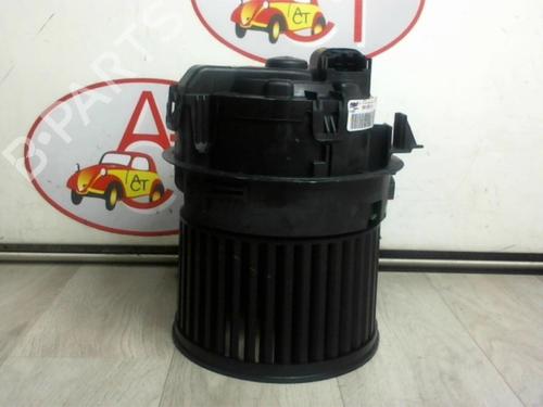 Heater blower motor PEUGEOT 208 I (CA_, CC_) 1.6 HDi / BlueHDi 75 | BP15786138M62 