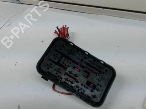 Sikringsdåse VW GOLF V (1K1) 2.0 TDI 16V (140 hp) 31195345