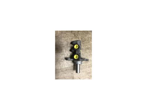 Used Brake master cylinder KIA VENGA (YN) 1.6 CRDi 128 (128 hp) 20295161
