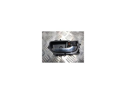 Used Rear right interior door handle TOYOTA YARIS (_P9_) 1.4 D-4D (NLP90_, NLP90R) (90 hp) 23036828