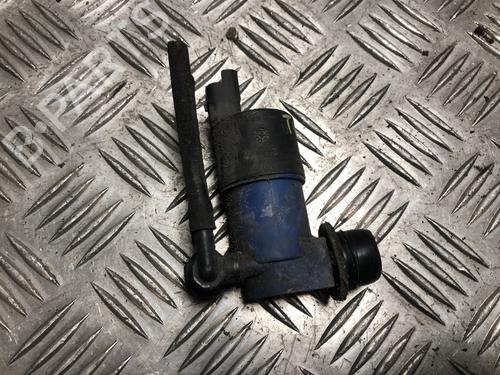 Used Washer pump Washer pump RENAULT TWINGO II (CN0_) 1.2 16V (CN0K, CN0V, CN0A) (76 hp) 33984348 33984348
