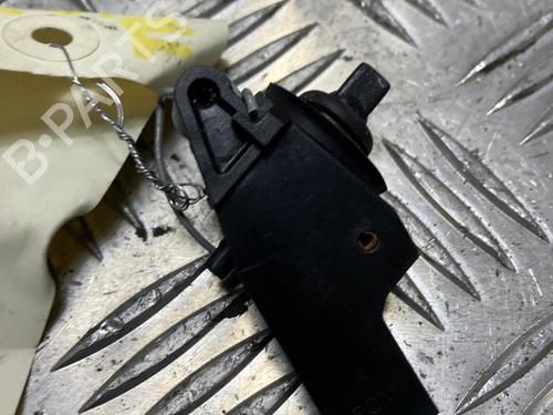 Used Switch Switch NISSAN JUKE (F15) 1.5 dCi (110 hp) 33273543 33273543