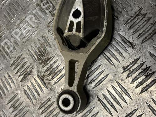 Used Engine mount Engine mount CITROËN C3 II (SC_) 1.0 VTi 68 (68 hp) 33439425 33439425