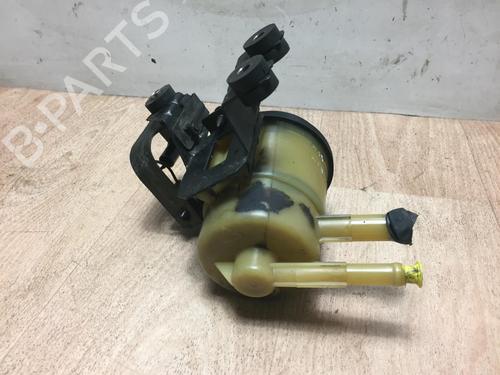 Used Power steering reservoir HYUNDAI COUPE II (GK) 2.7 V6 (167 hp) 13135146