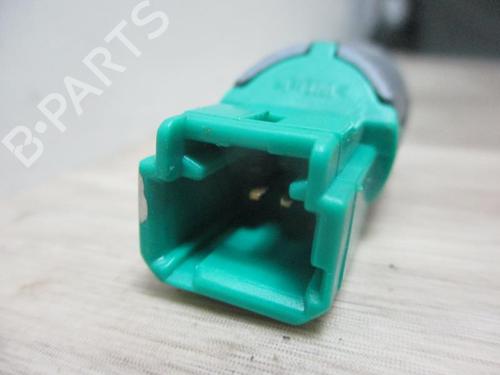 Used Switch DACIA DUSTER (HS_) 1.5 dCi 4x4 (109 hp) 13036895