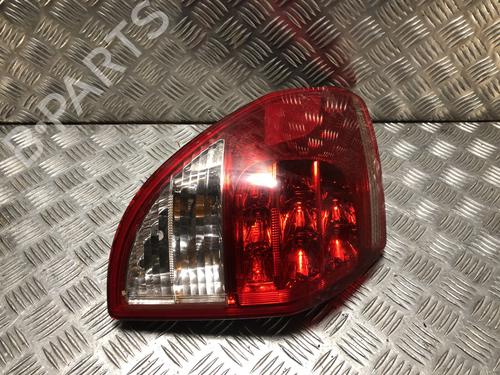 left-taillight-toyota-rav-4-iii-_a3_-2005-2006-2007-2008-2009-2010-2011-2012-2013-2014-32271428 main image