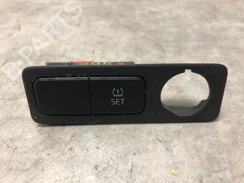 Used Switch VW UP! (121, 122, BL1, BL2, BL3, 123) 1.0 (60 hp) 20628747