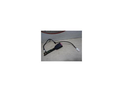 Used Seat buckle TOYOTA AURIS Estate (_E18_) 1.8 Hybrid (ZWE186_, ZWE186R, ZWE186H) (136 hp) 13221609