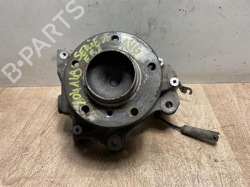 Used Left front steering knuckle BMW 1 (E81) 118 d (143 hp) 13116024