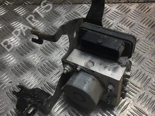 Used ABS pump RENAULT CAPTUR I (J5_, H5_) 1.5 dCi 90 (J5N4, J5M5, J5MW, J5M6, J5AL, J5AJ) (90 hp) 25307079