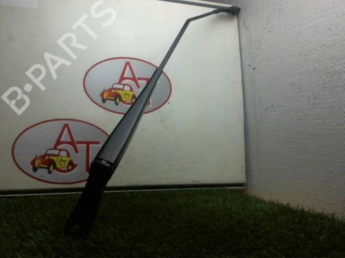Used Front windshield wiper arm PEUGEOT 208 I (CA_, CC_) 1.6 HDi (114 hp) 13275760